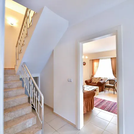 Mango Βίλα Φετιγιέ